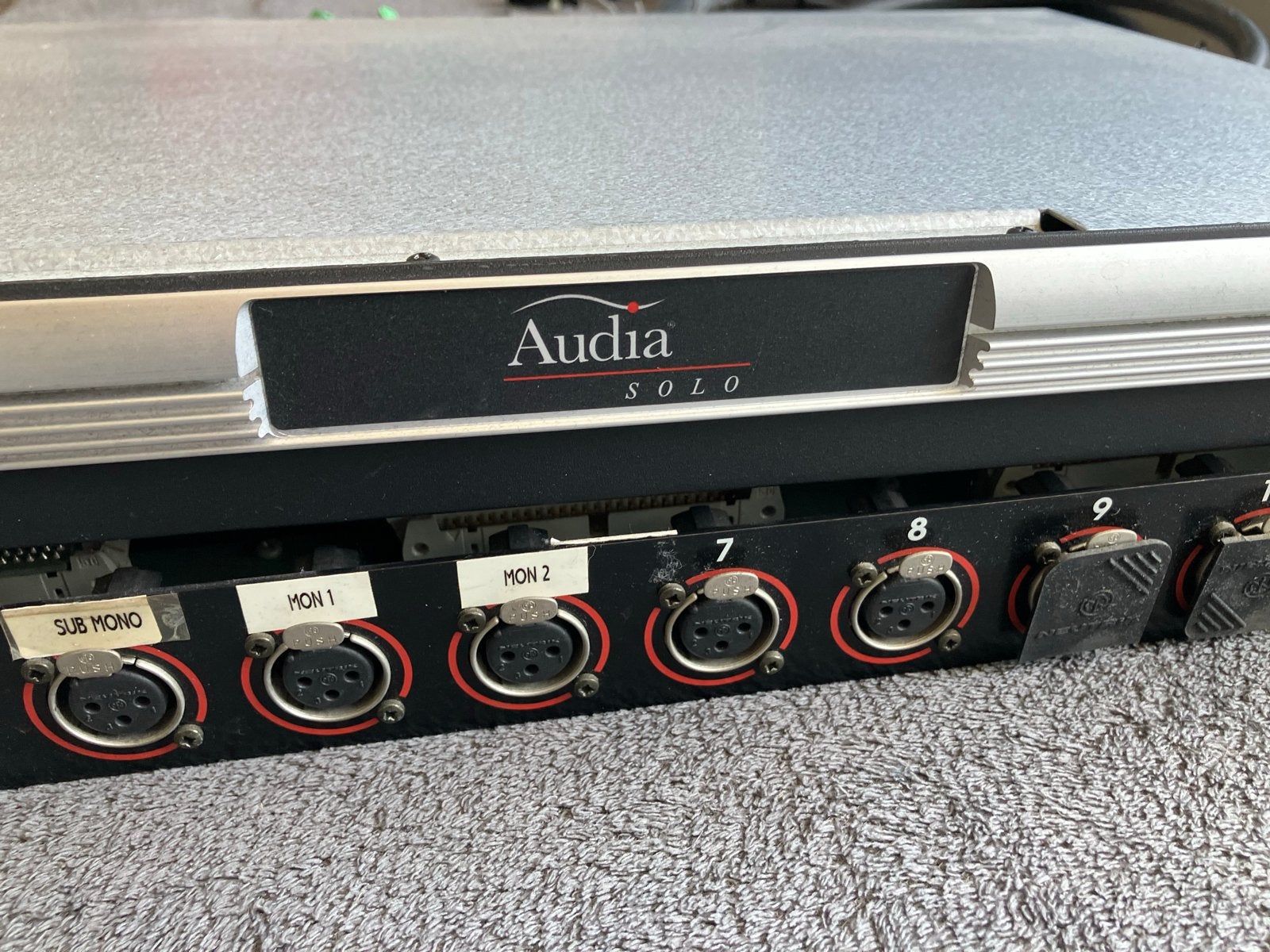 Audia Solo 8x8 Biamp Audio Matrix Processor, Ophalen of Verzenden, Gebruikt, Audio