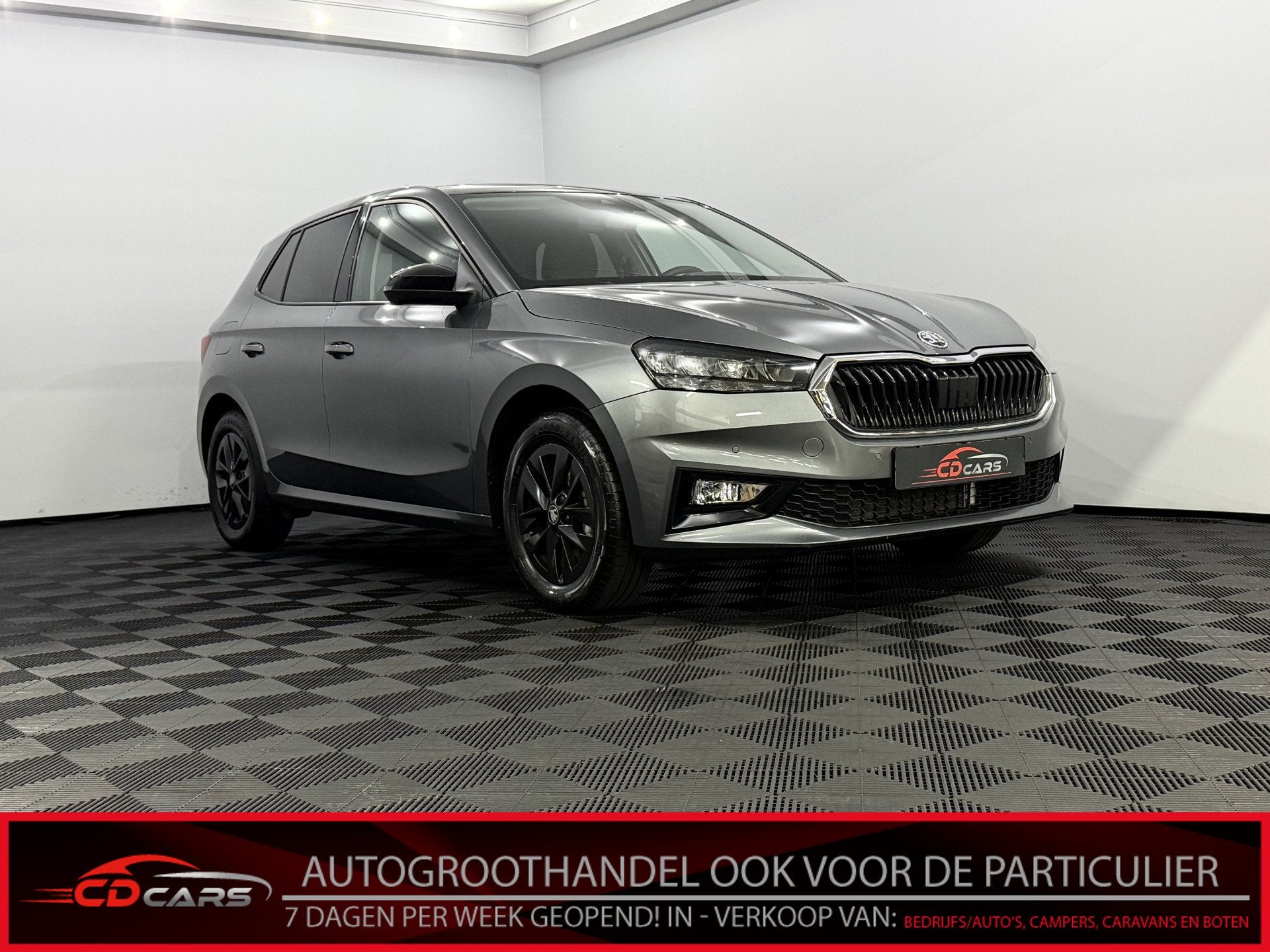 Skoda Fabia 1.0 TSI Business Edition Camera, Apple carplay,, Voorwielaandrijving, Stof, Gebruikt, Bedrijf