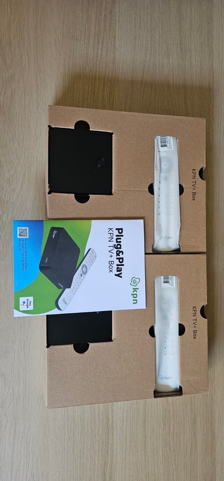 2x KPN TV ontvanger met afstandsbediening.  Nieuw., Ophalen of Verzenden, Nieuw, Minder dan 2 meter, Overige kabels