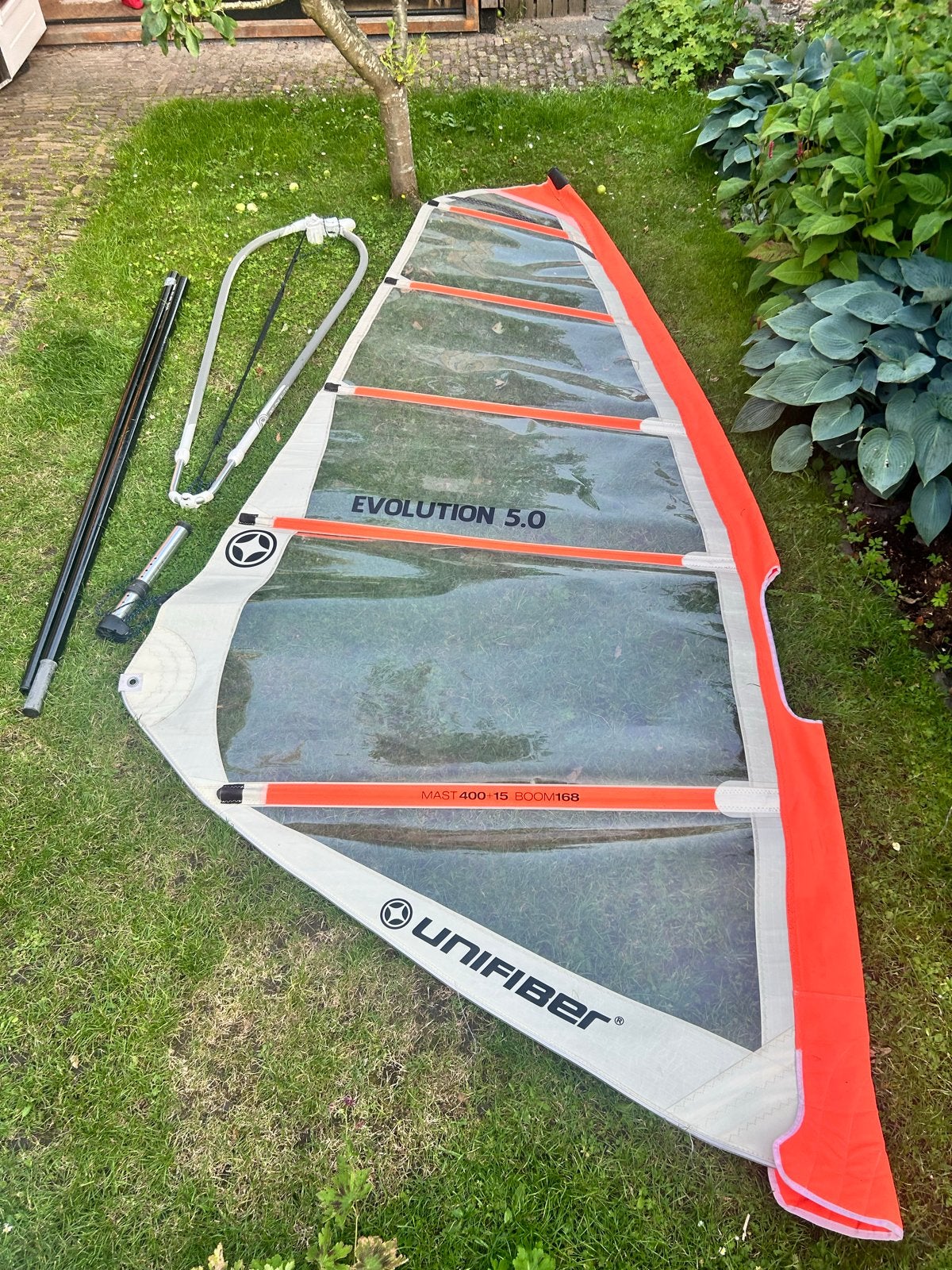 Unifiber Evolution 5.0 Windsurfzeil met giek en mast, Ophalen, Gebruikt, Met giek, 5 tot 6.5 m²