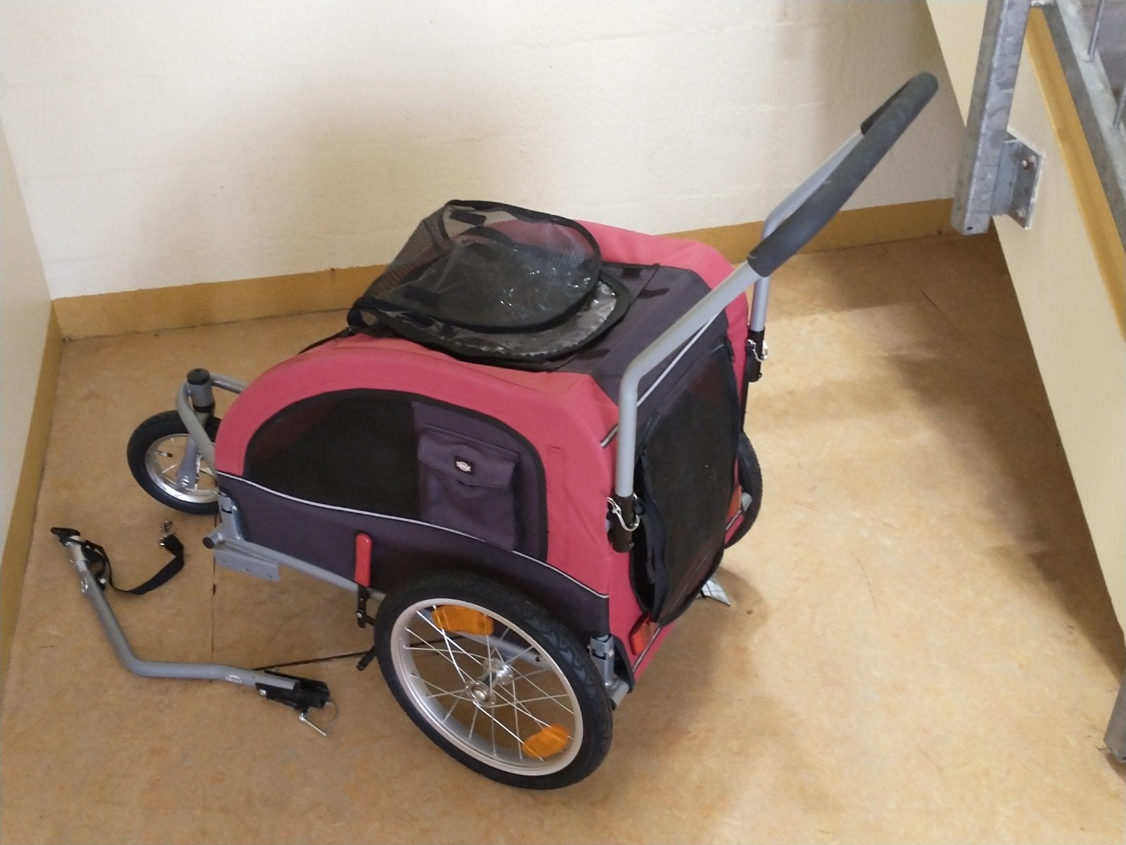 Hondenfietskar Trixie maat M, Ophalen, Zo goed als nieuw, Hondenkar