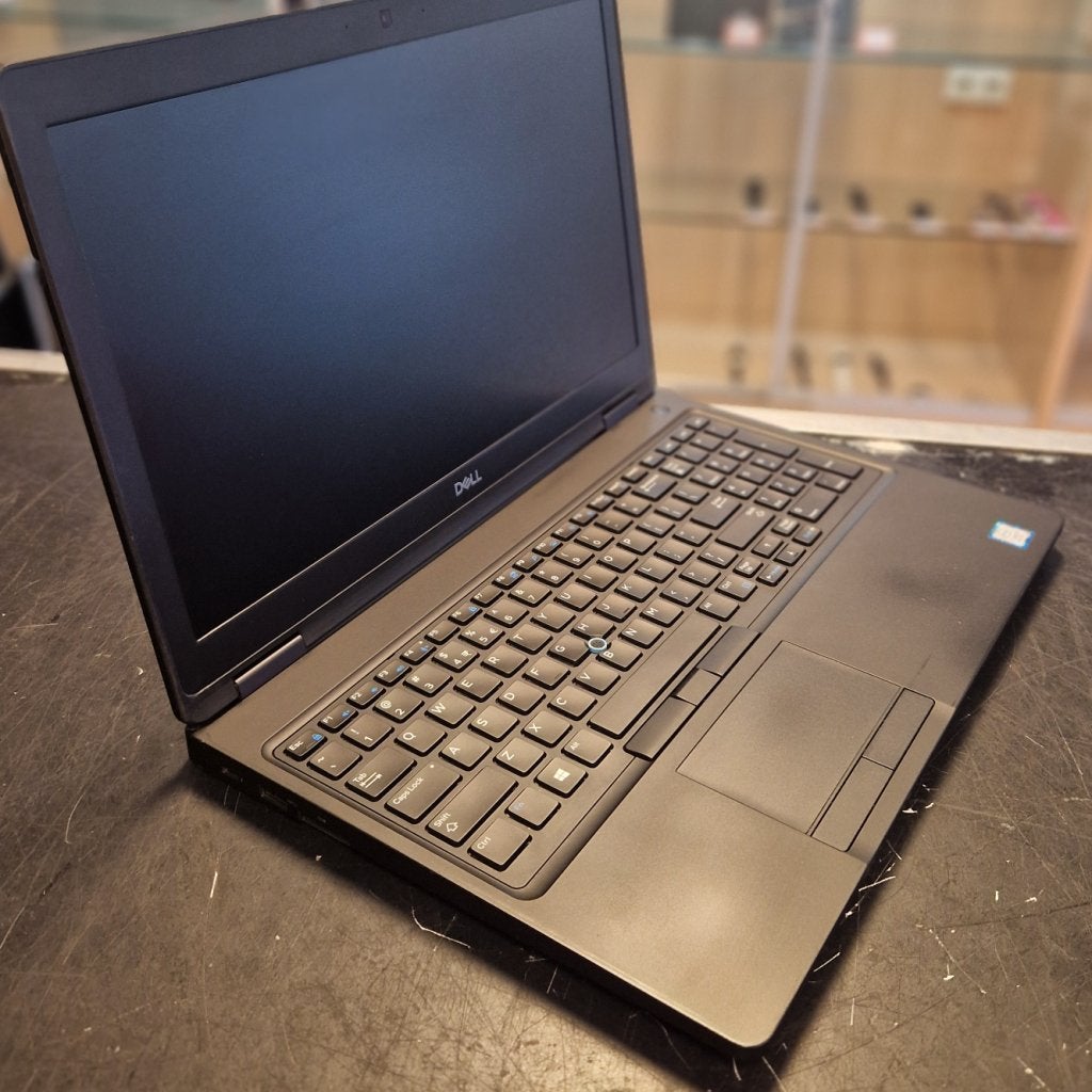 Dell Latitude 5591 Intel Core i7-8850H 16GB 256GB SSD Window, Dell, Zo goed als nieuw, Support@Dell.com, One Dell Way
Round Rock, TX 78682
United States