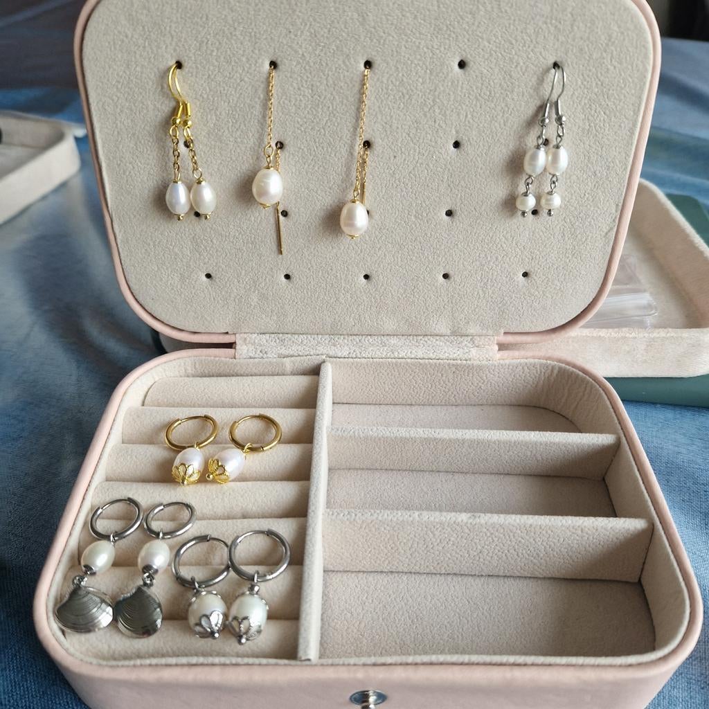 Handgemaakte parel sieradenset: 6 oorbellen + 2 kettingen, Overige materialen, Hangers, Wit, Nieuw