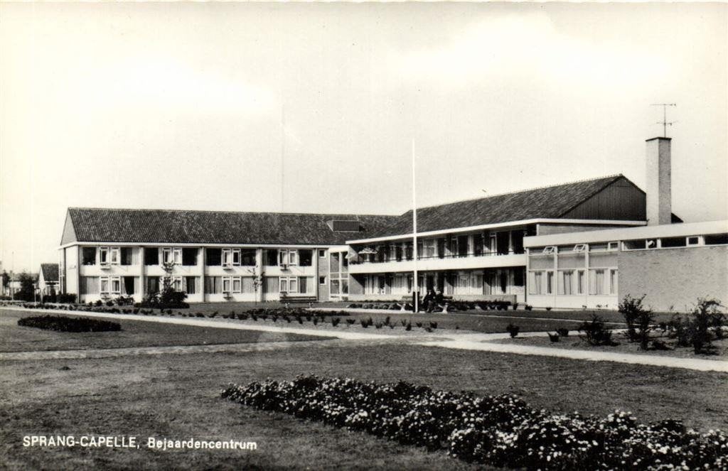 Sprang-Capelle, Bejaardencentrum - 1977 gelopen, Ophalen of Verzenden, 1960 tot 1980, Gelopen, Noord-Brabant