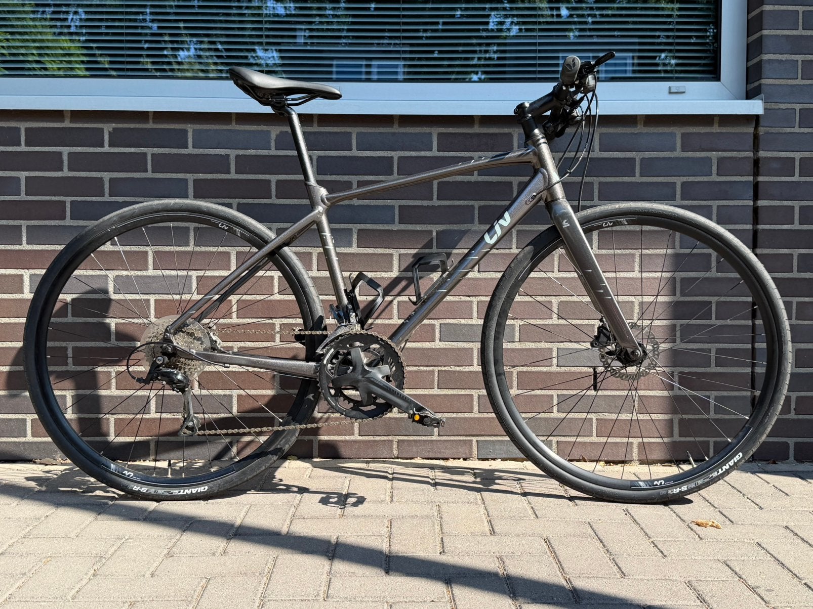 Liv Thrive 2 Fitnessbike M Metallic grijs ZGAN!, Fietsen en Brommers, Fietsen | Dames | Sportfietsen en Toerfietsen, Ophalen, 28 inch