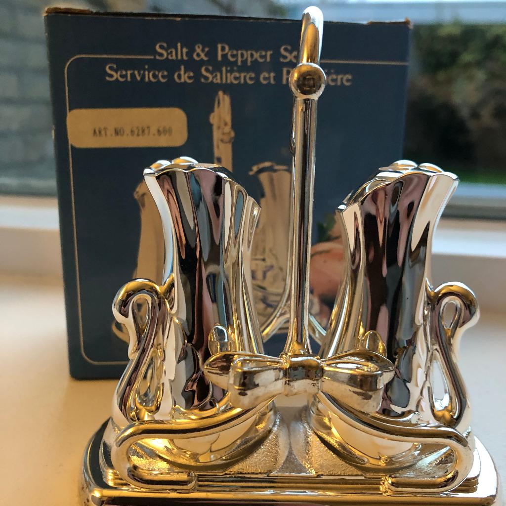 Mooi peper & Zout stel Nieuw in de doos!  Zilver, Overige typen, Ophalen of Verzenden, Nieuw
