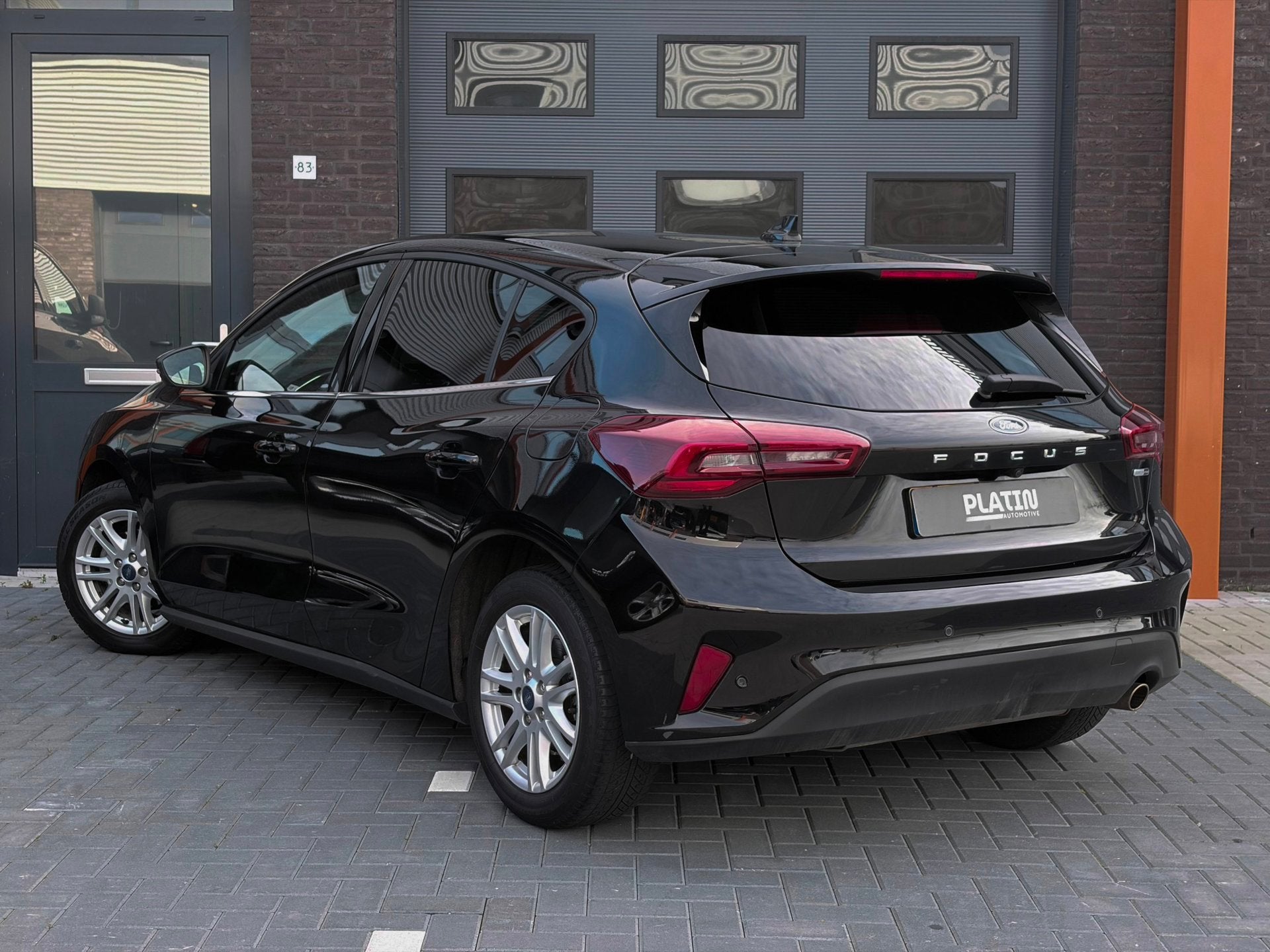 Ford Focus 1.0 EcoBoost Hybrid Titanium X |Automaat|Camera|G, Auto's, Dealer onderhouden, Stof, Gebruikt, Zwart