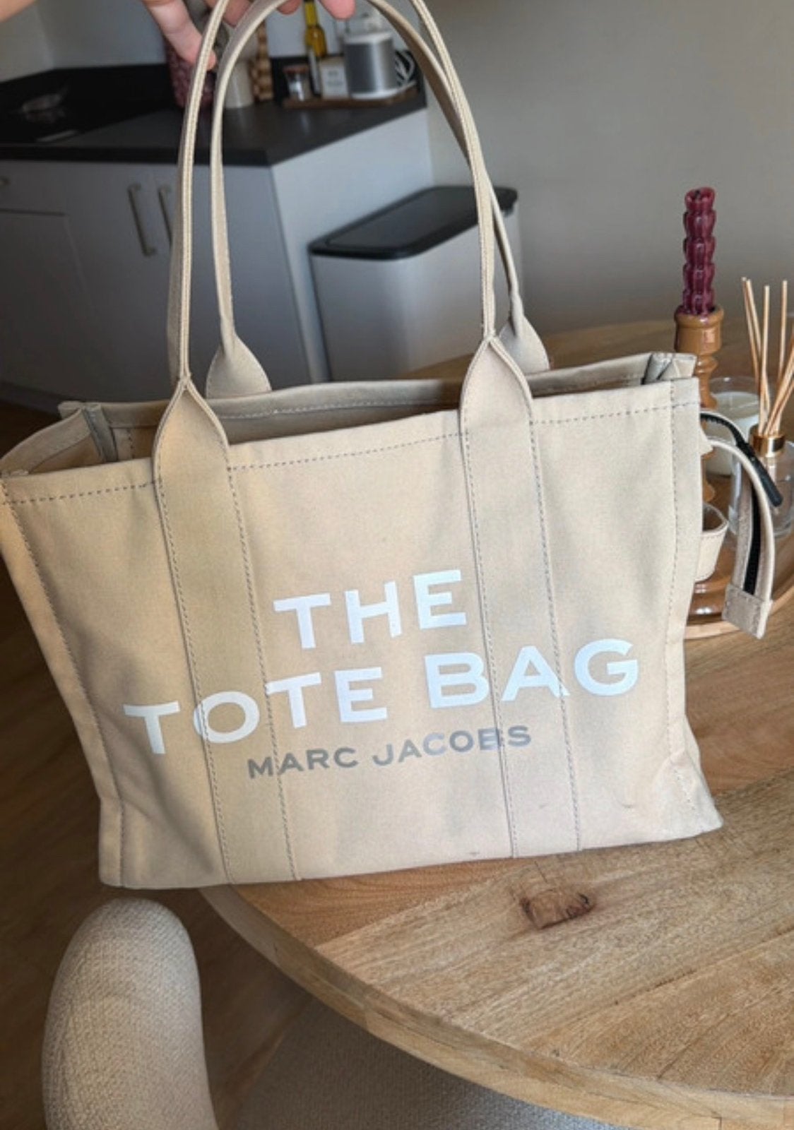 Marc Jacobs tote bag, Ophalen of Verzenden, Zo goed als nieuw, 30 cm of meer