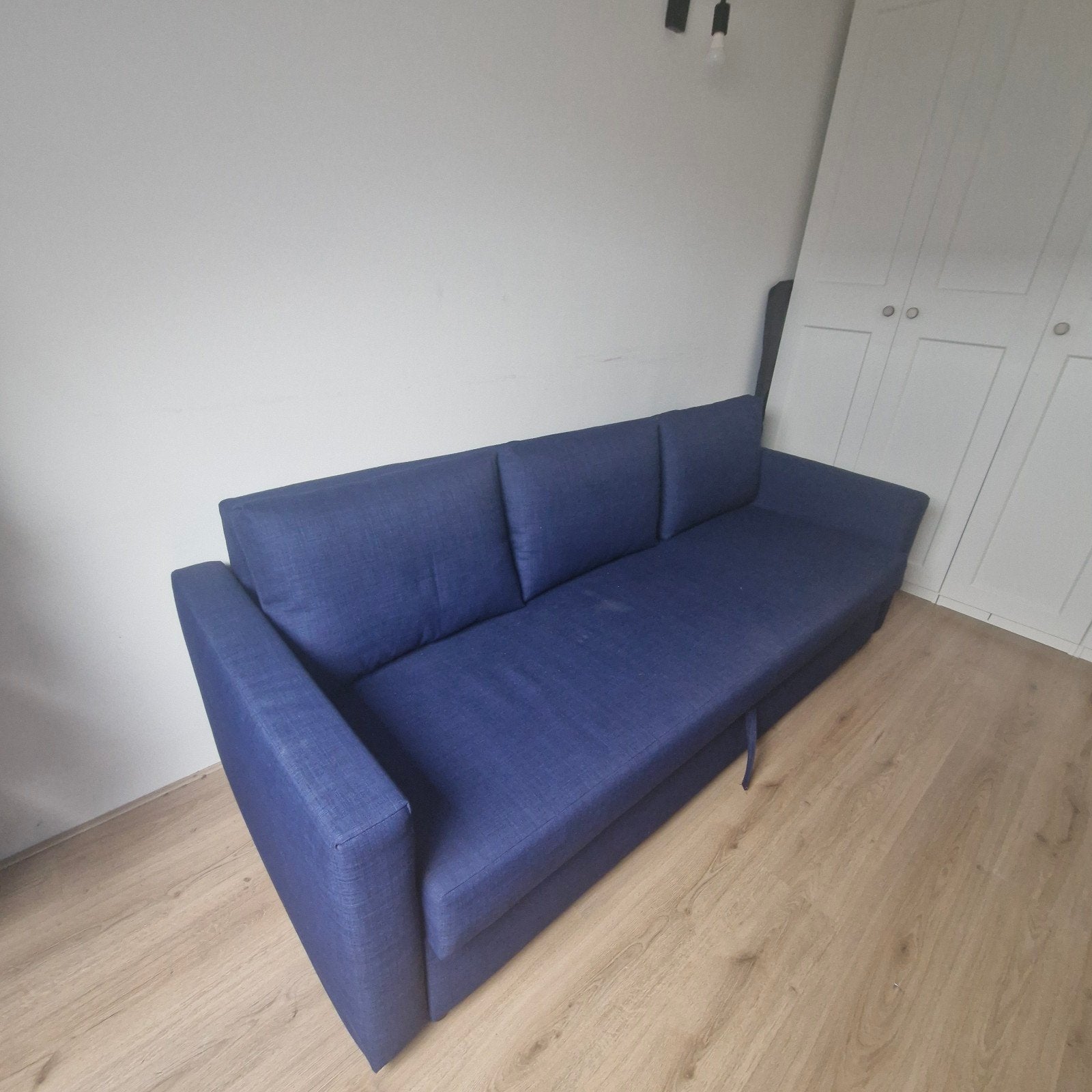 IKEA FRIHETEN three-seat sofa-bed, Ophalen, Gebruikt