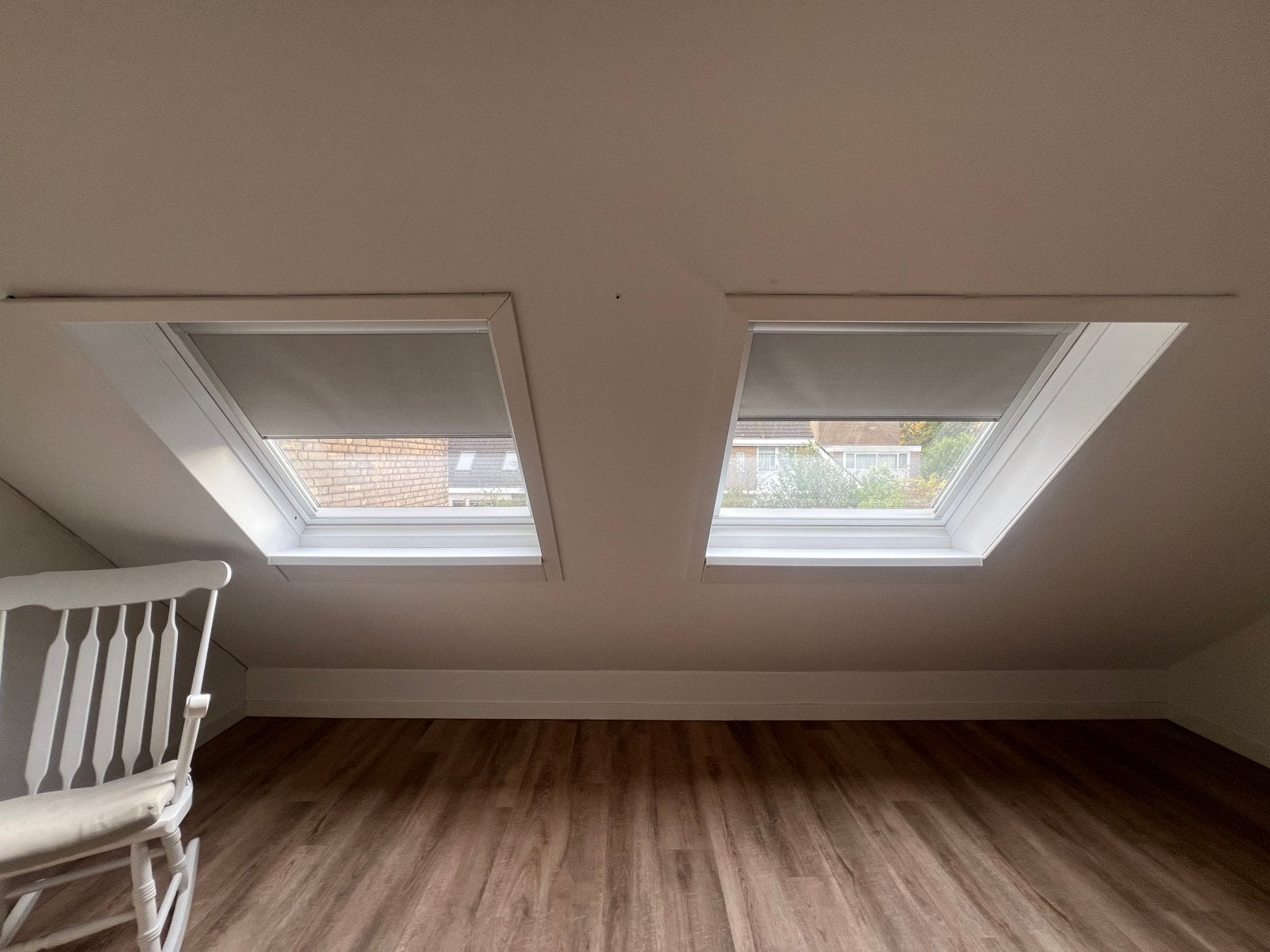 Velux rolgordijn verduisterend, Ophalen, Overige merken, Verduisterend, Zo goed als nieuw