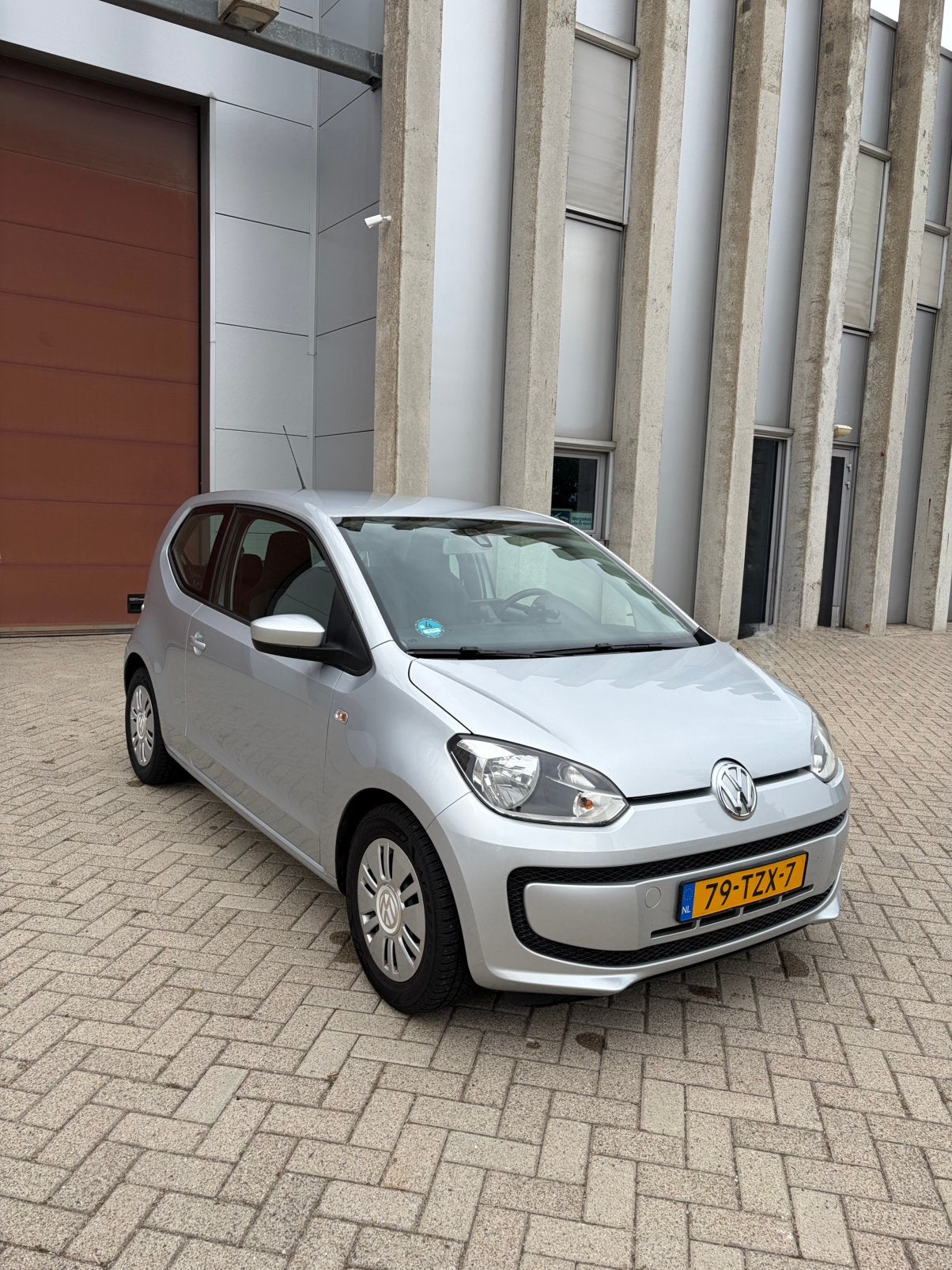 Zeer nette Volkswagen up! DEALER ONDR. NAP!, Voorwielaandrijving, Stof, Up!, 840 kg