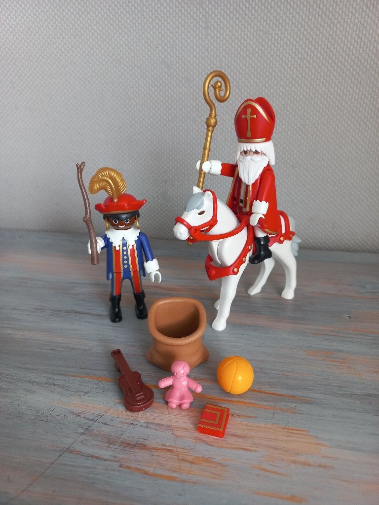 Playmobil 4893 - Sinterklaas, Pakjes-Piet en Cadeautjes, Kinderen en Baby's, Complete set, Zo goed als nieuw, Figuren, Family fun
