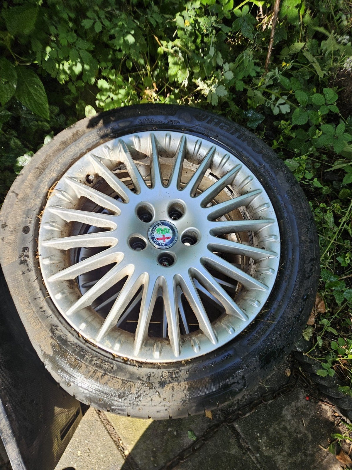 2 stuks Gebruikte zomerbanden met velgen - 17 inch, Ophalen