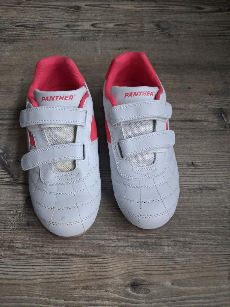 Gymschoenen maat 37, Kinderen en Baby's, Kinderkleding | Schoenen en Sokken, Ophalen, Meisje, Sportschoenen, Nieuw