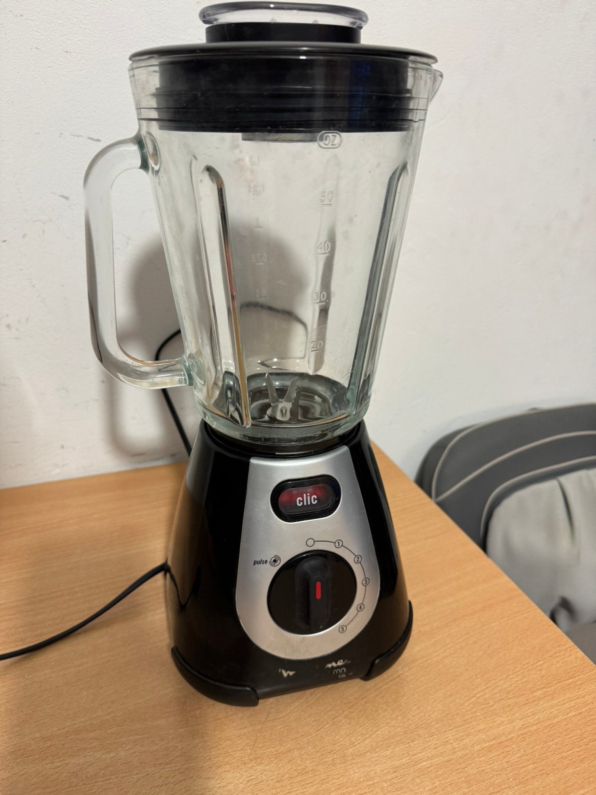 Blender Moulinex 600 Watt / Glazen Kan / 5 snelheden, Witgoed en Apparatuur, Blenders, Ophalen of Verzenden, Zo goed als nieuw