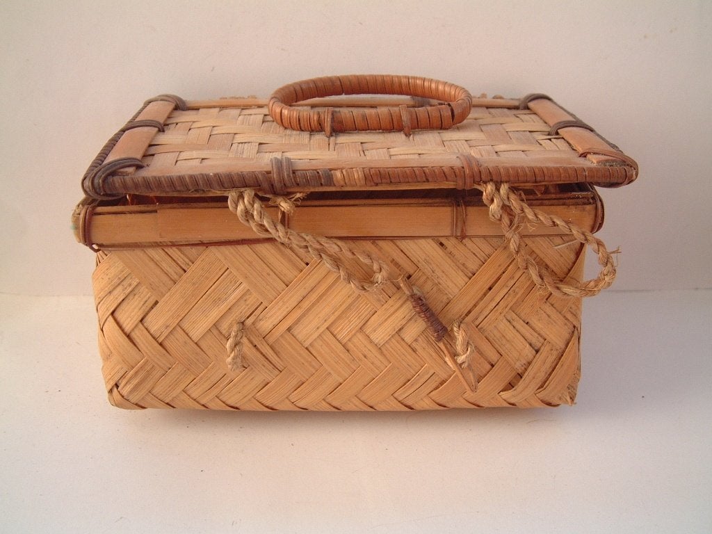 Oud vintage rieten doosje koffertje nr.1, Ophalen of Verzenden, Gebruikt