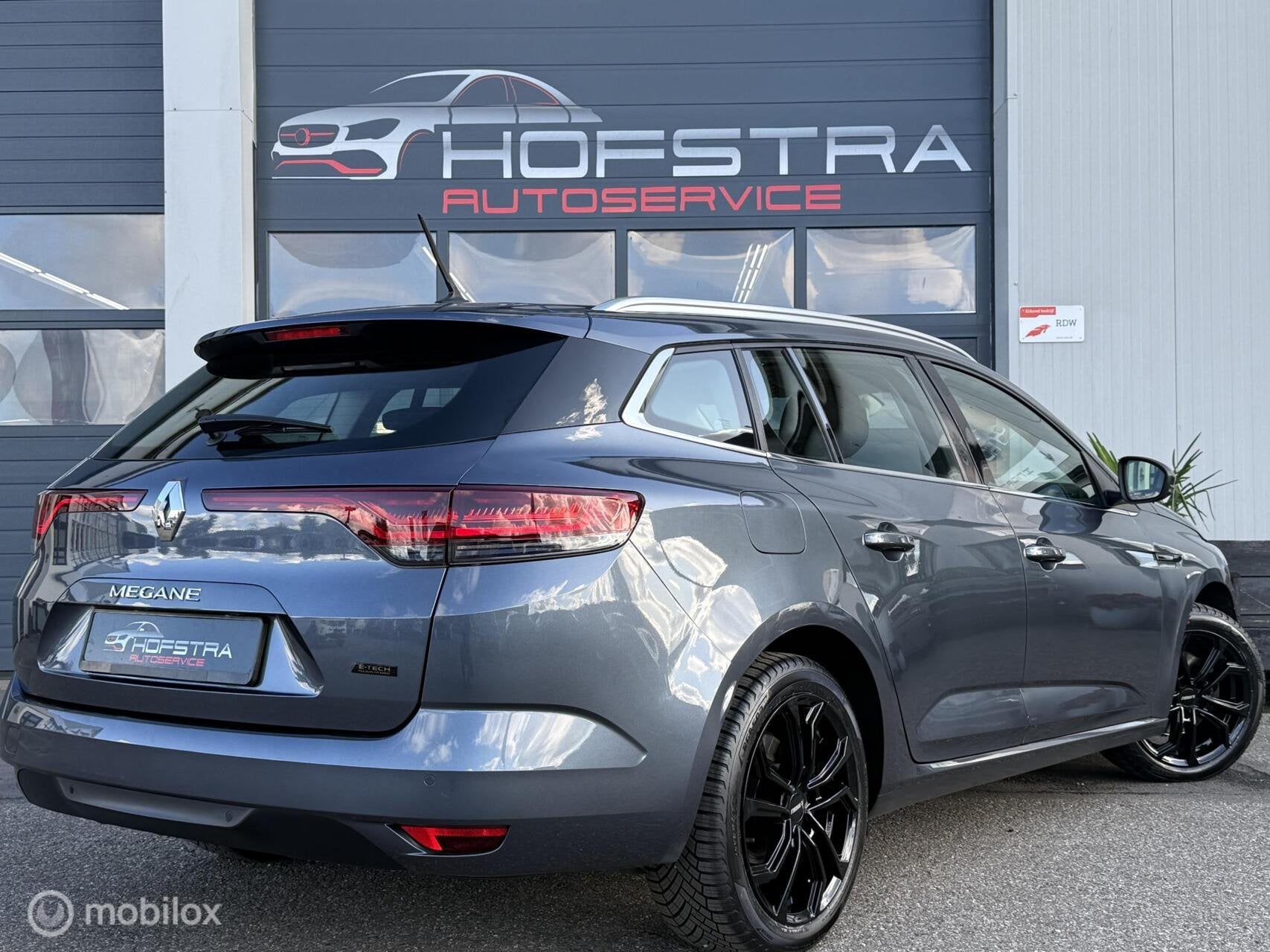 Renault Megane Estate 1.6 E-Tech Plug-In Hybrid 160 E-Tech 1, Auto's, 77 km/l, Gebruikt, 4 cilinders, 1573 kg