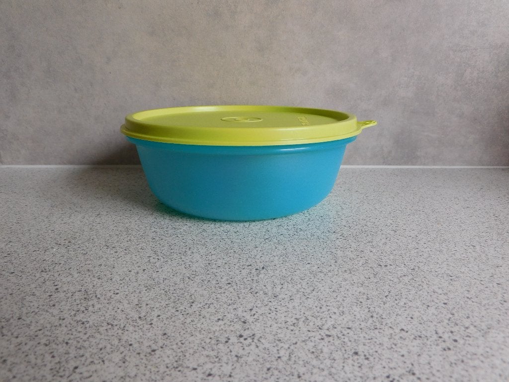 Tupperware Ruimteschaal 600 ml. Lime Turquoise Vintage, Gebruikt, 600 ml, Schaal, Blauw