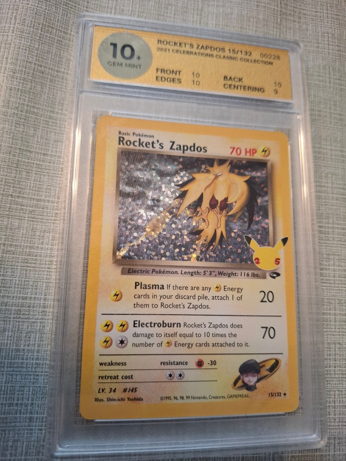 Rocket's Zapdos 15/132 2021 25th Celebrations Collection, Ophalen of Verzenden, Zo goed als nieuw, Losse kaart