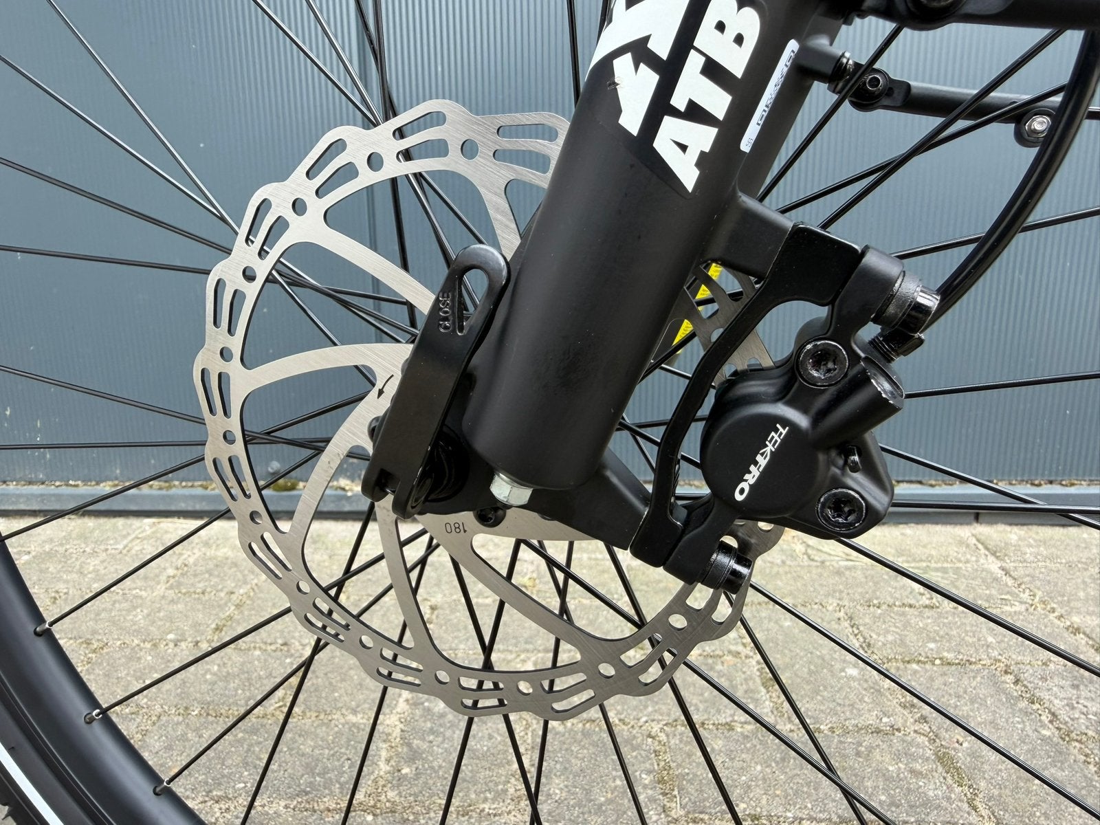 Foto 3 van Elektrische fiets - Qreate City Pro + accessoires - NIEUW