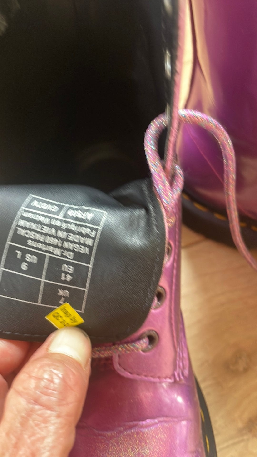 Dr Martens, Kleding | Dames, Schoenen, Lage of Enkellaarzen, Ophalen of Verzenden, Zo goed als nieuw, Roze