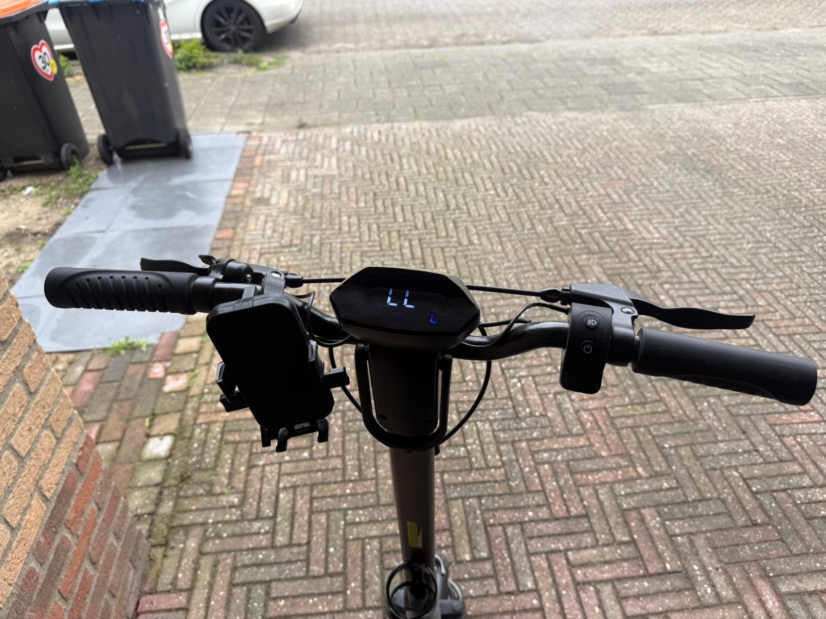 Grijze elektrische step merk VEEL.  kinderen en volwassenen, Ophalen, Gebruikt, Elektrische step (E-scooter)