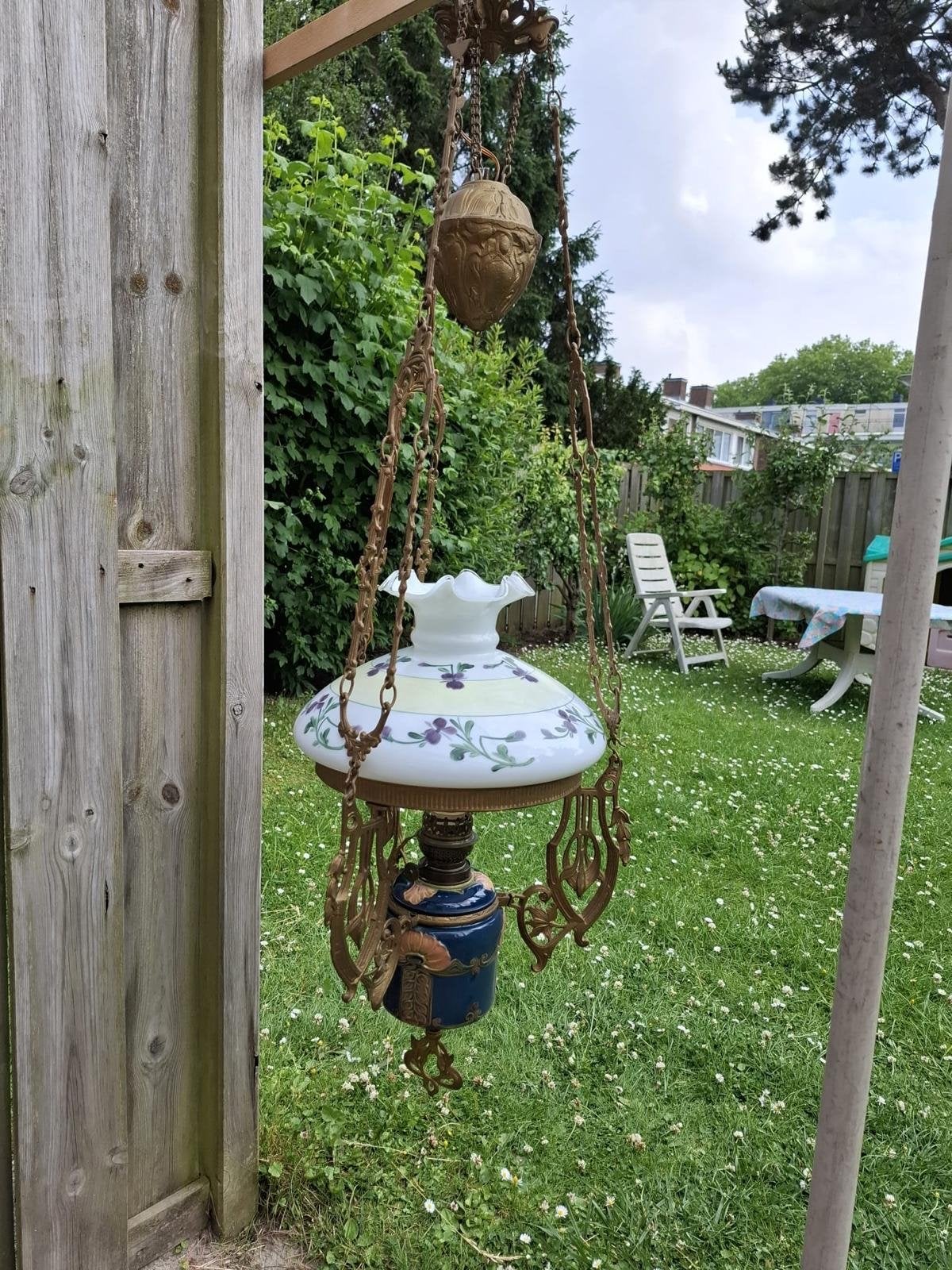Antieke hanglamp met bloemmotief, Ophalen of Verzenden