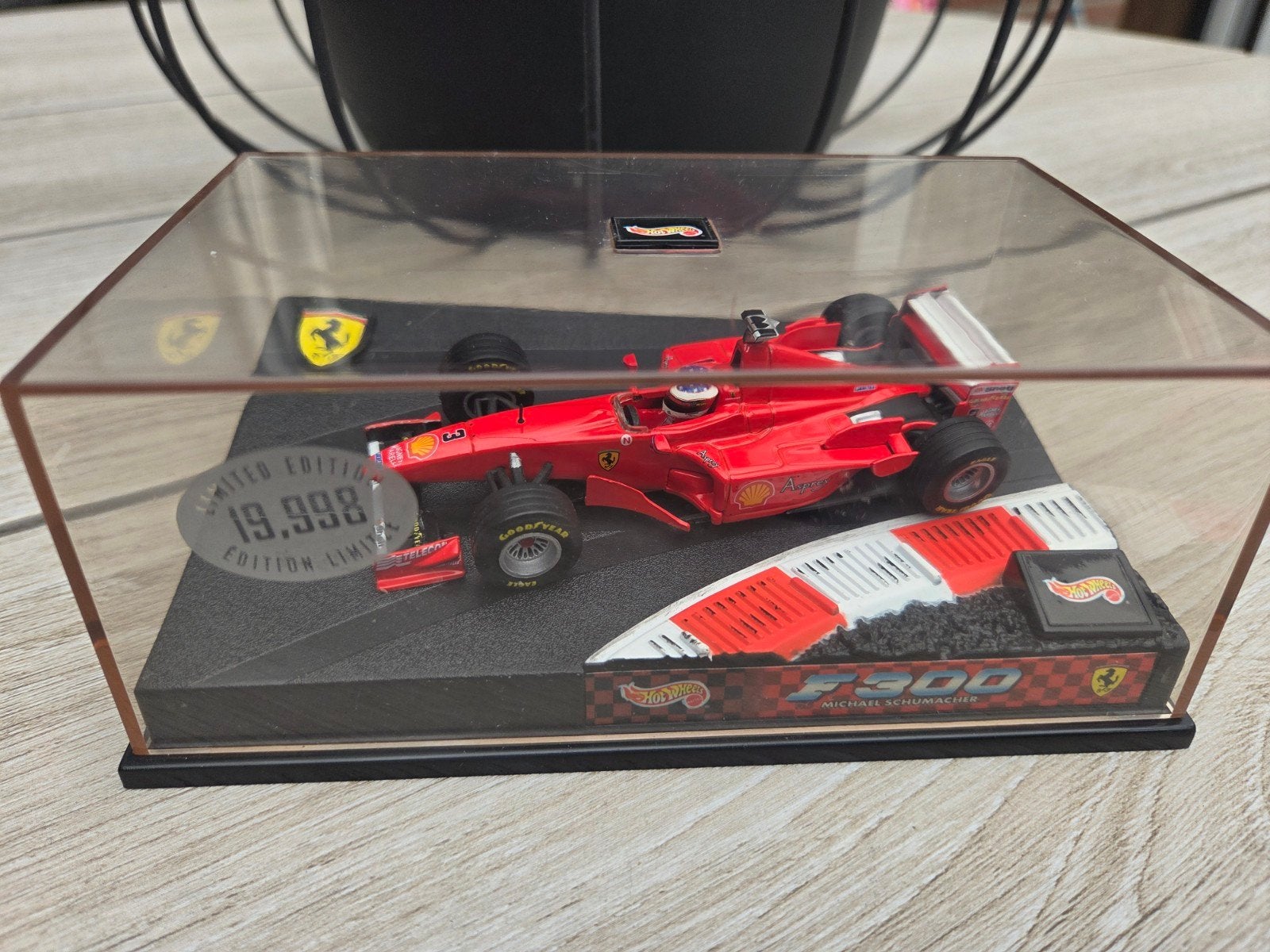 Hotwheels Ferrari F300 Schumacher 1:43, Overige merken, Auto, ., Ophalen of Verzenden