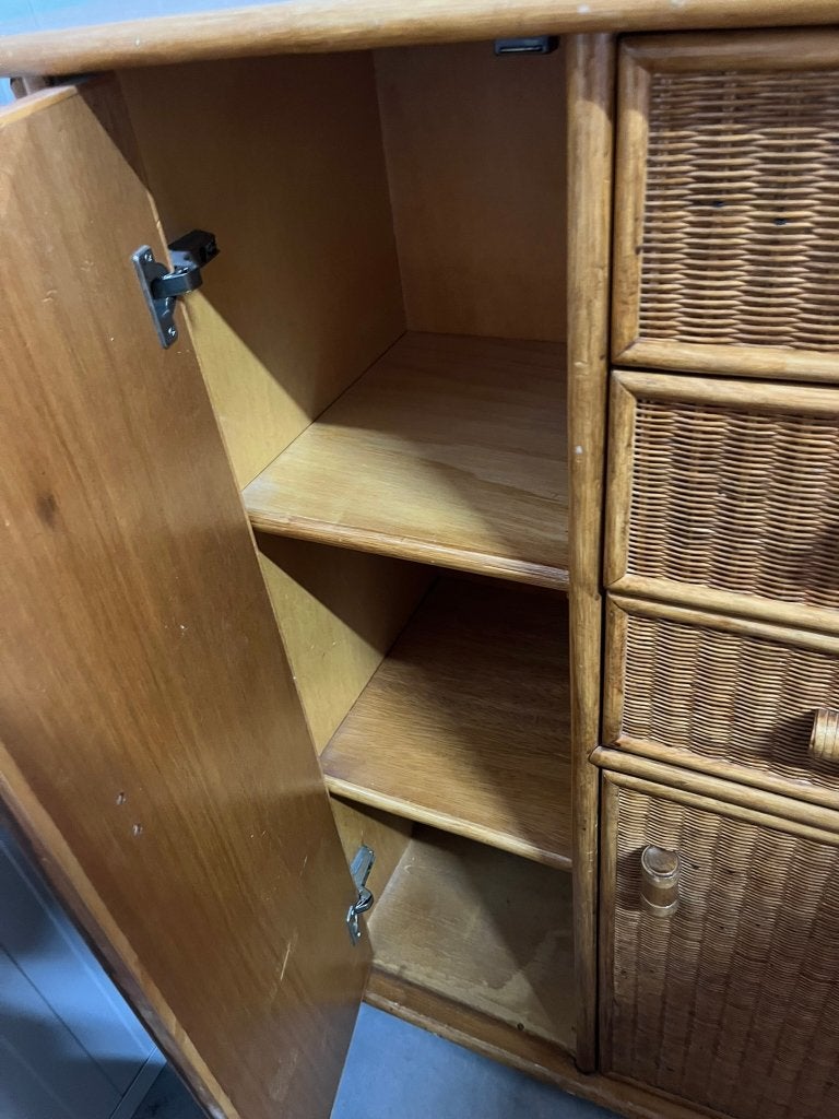 Rotan/houten kast, Ophalen, Gebruikt, Met deur(en), 50 tot 100 cm
