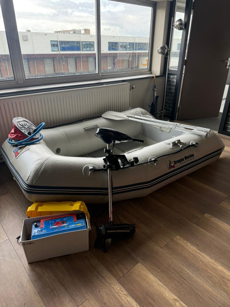 Dragon marine rubberboot, Watersport en Boten, Ophalen, Zo goed als nieuw, Elektrisch