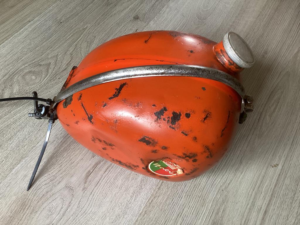 Vintage AGRA / NSU Quickly tankje 4,5L (1957-1962), Ophalen of Verzenden, Gebruikt, Tank, Overige merken