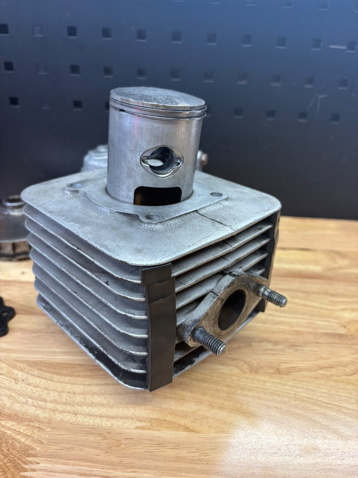 Originele Gilardoni 125cc cilinder met zuiger, Ophalen of Verzenden, Gebruikt, Cilinder