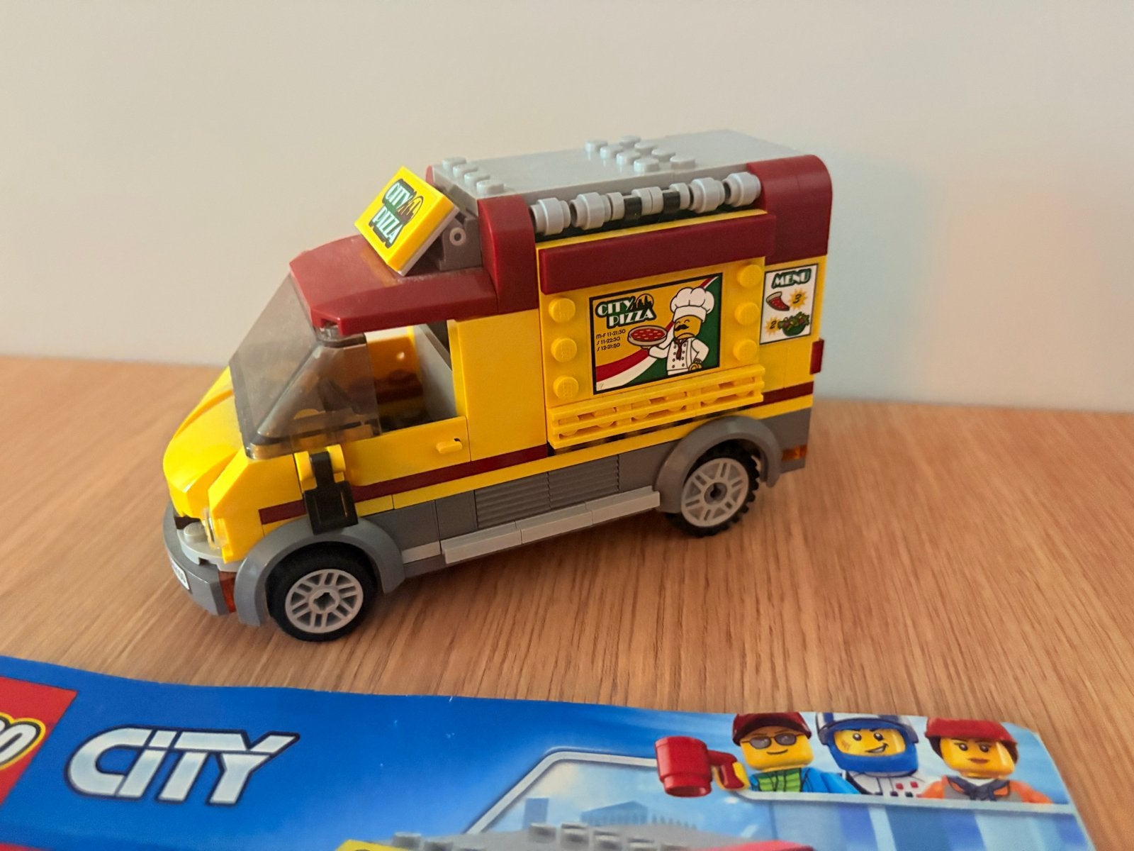 LEGO City Pizzawagen 60150 met instructies en figuren, Ophalen of Verzenden, Zo goed als nieuw