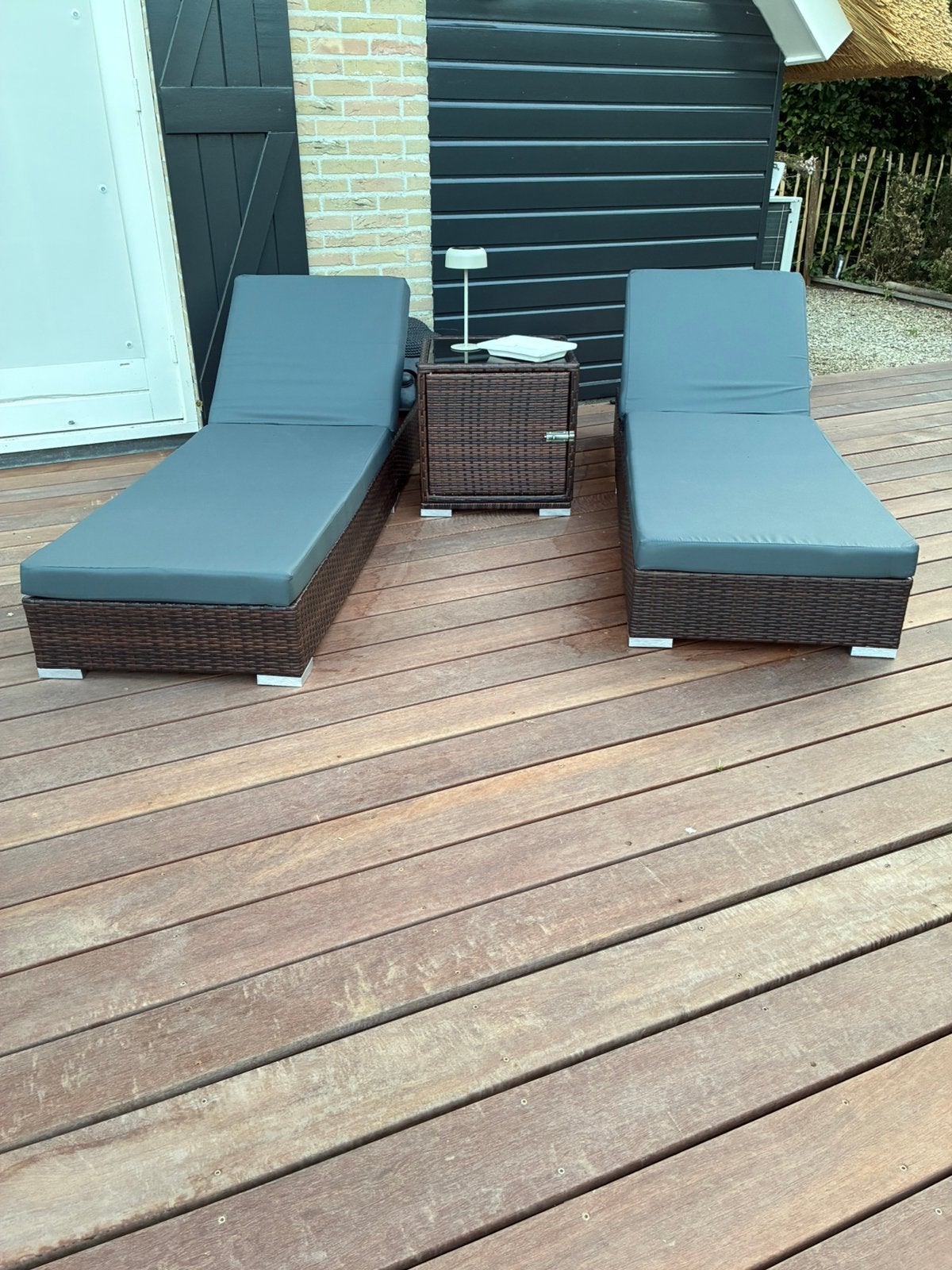 Set wicker ligbedden incl tafel/kastje, Tuin en Terras, Ophalen, Nieuw, Aluminium, Verstelbaar