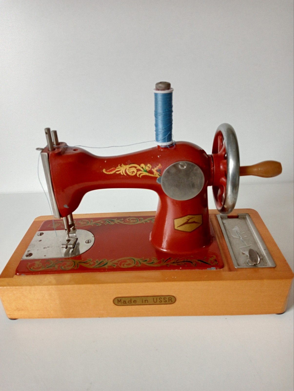 Vintage kindernaaimachine 'Made in USSR' - Rood, Ophalen of Verzenden