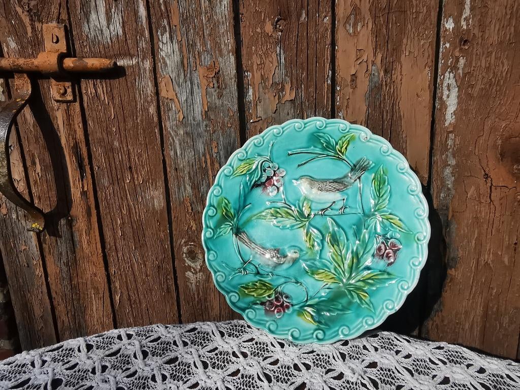 Barbotine bord met vogels izgst +-22cm Miekje, Ophalen of Verzenden
