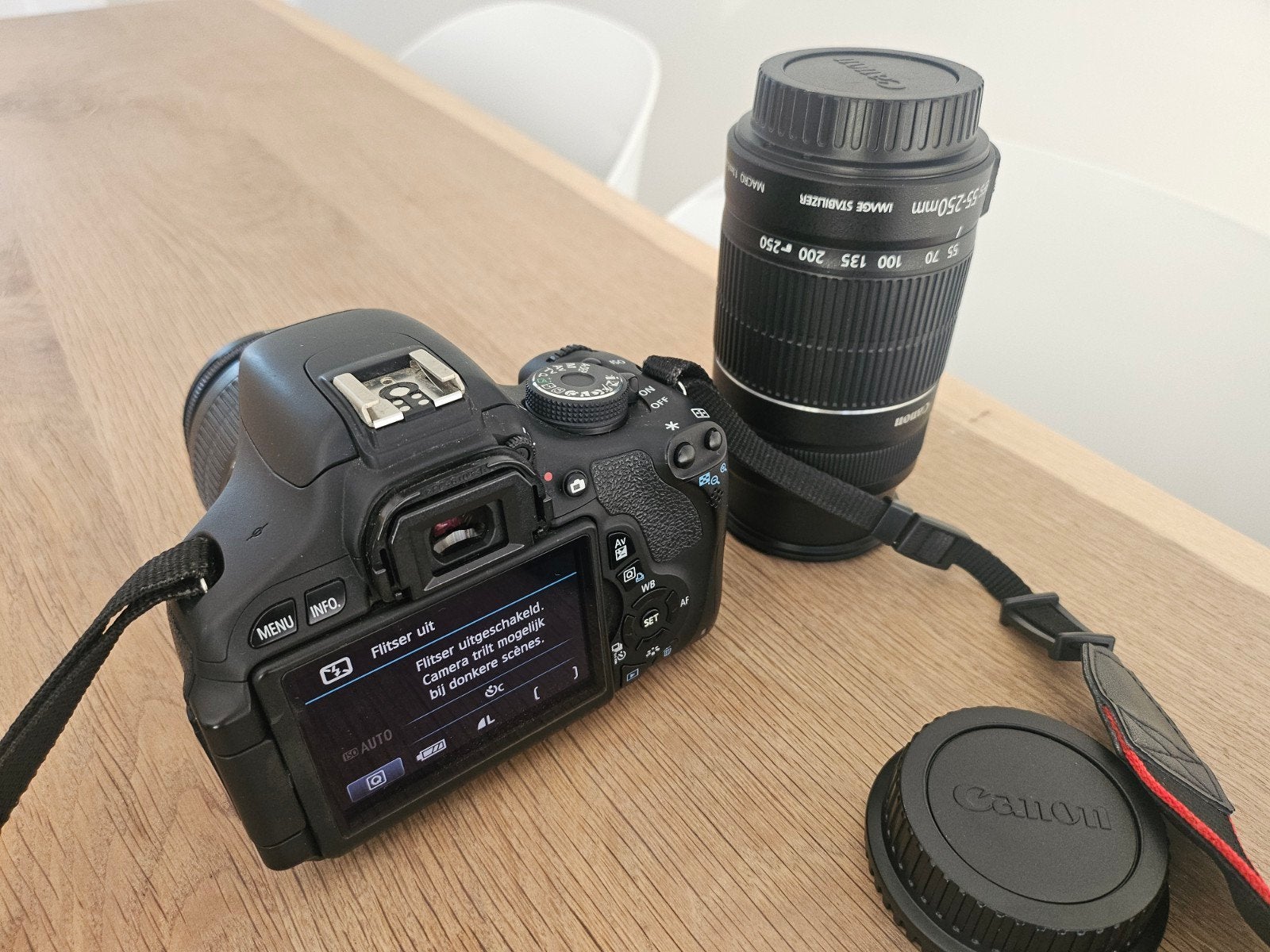 Canon EOS 600D Spiegelreflexcamera & 2 lenzen en accessoir, Ophalen of Verzenden, Zo goed als nieuw, Canon, Geen optische zoom
