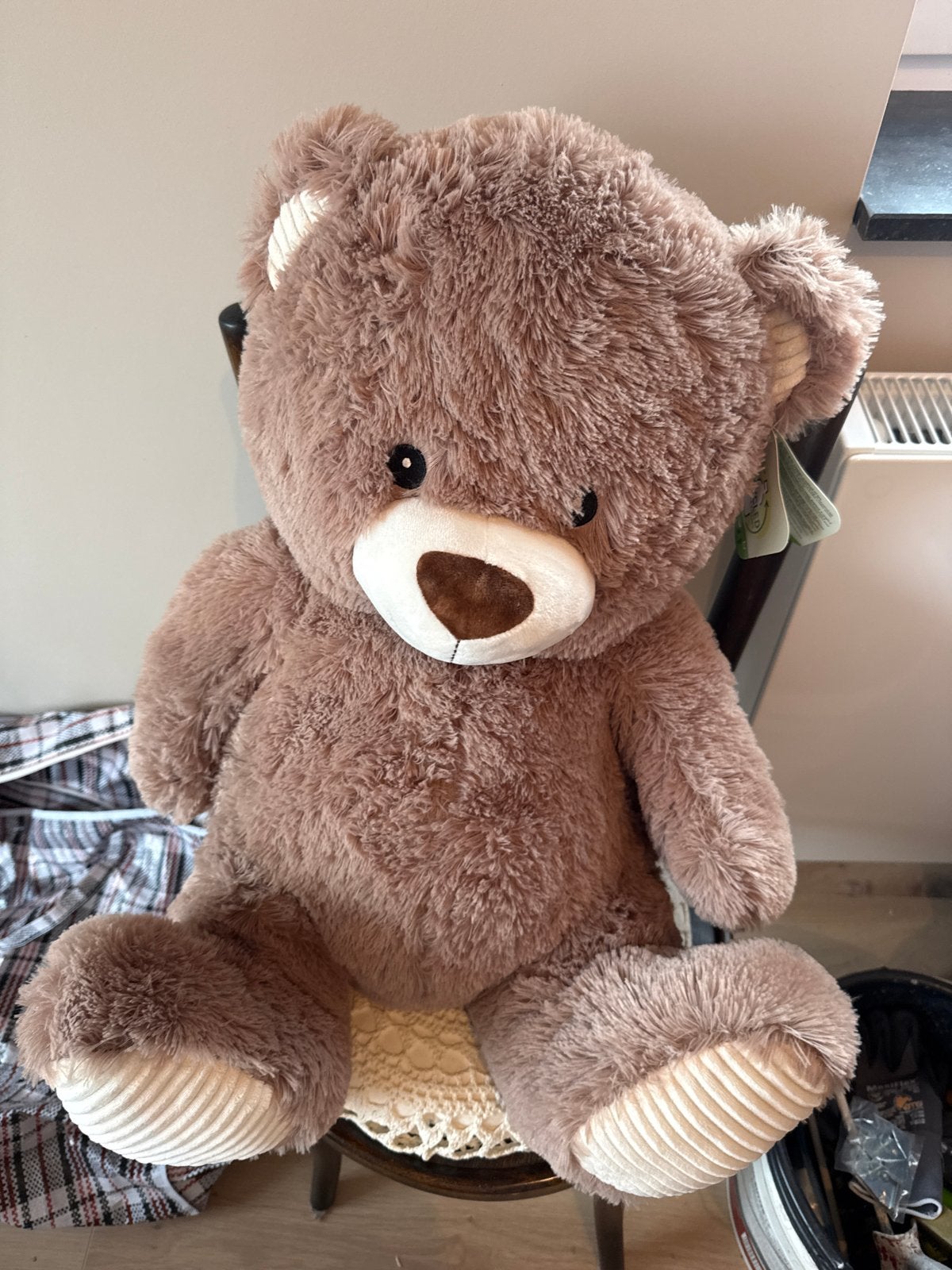 Grote teddybeer met kaartje eraan - gerecyclede vulling, Kinderen en Baby's, Ophalen, Beer, Bruin, Groot (groter dan 80 cm)
