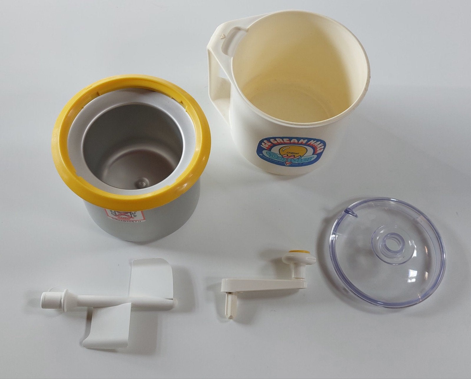 Donvier Chillfast IJsmachine - Vintage Handmatige IJs Maker, Overige typen, Ophalen of Verzenden, Gebruikt, Overige materialen