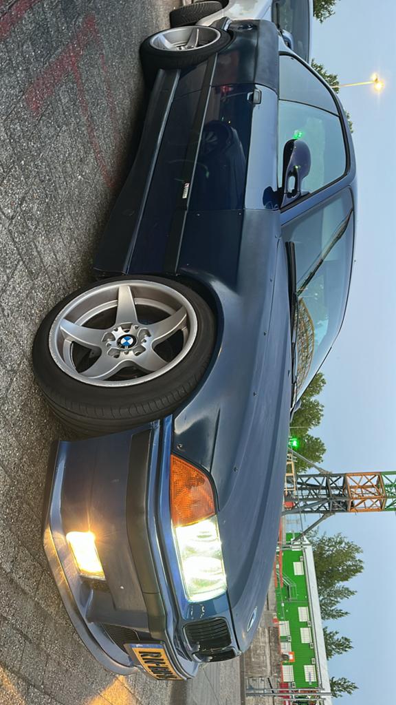 BMW E36 Coupé, Ophalen, Zo goed als nieuw