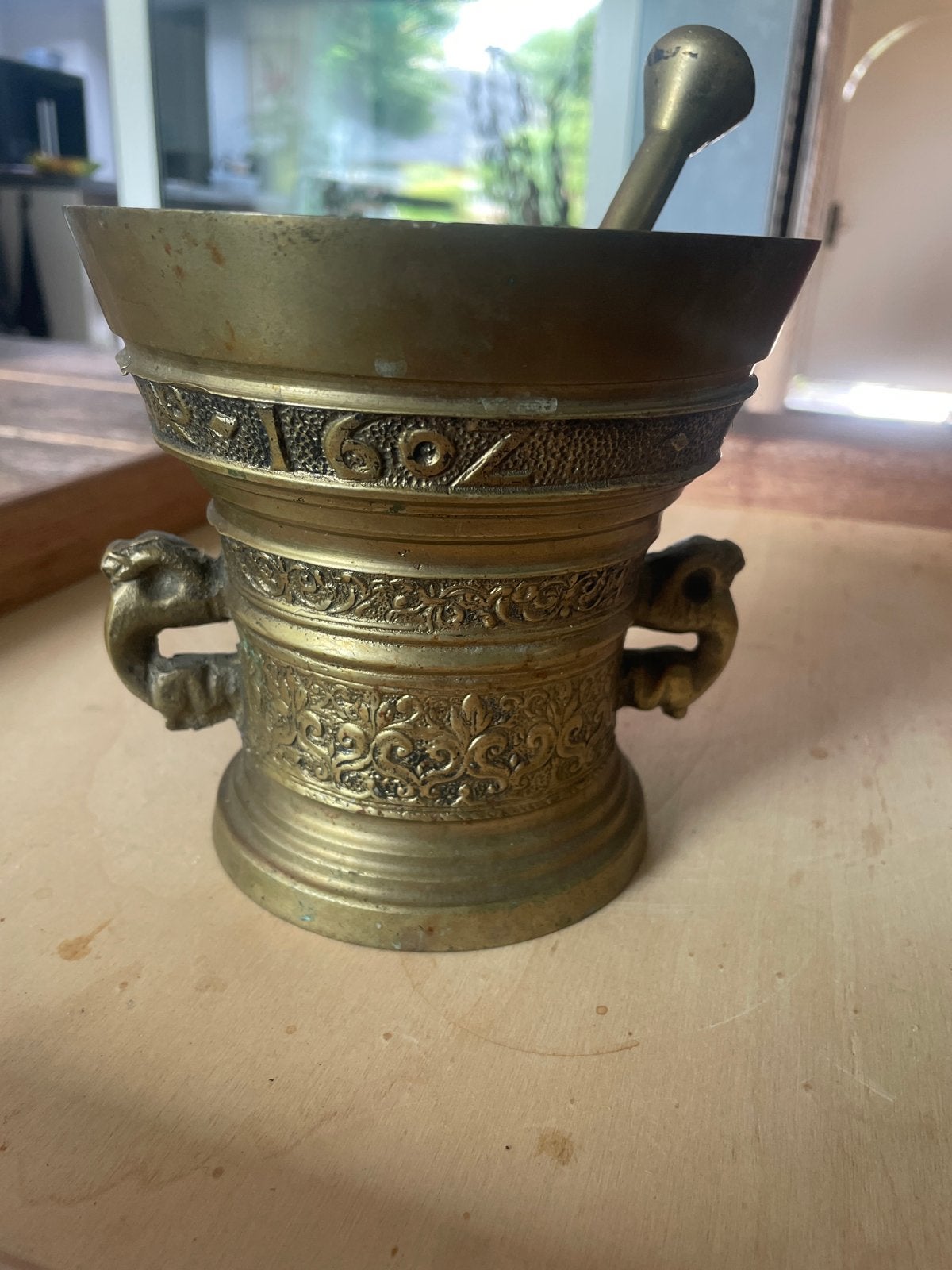 Antieke bronzen vijzel met stamper, Antiek en Kunst, Ophalen, Brons