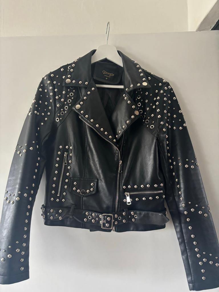 Stoere Zwarte Bikerjack met Studs - Giorgia Fashion, Kleding | Dames, Ophalen of Verzenden, Zo goed als nieuw, Maat 38/40 (M)