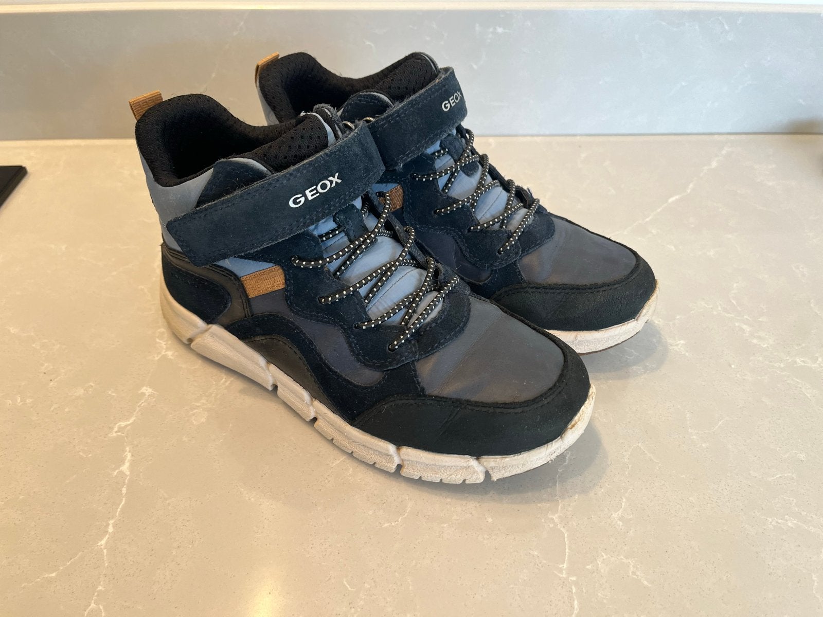 Geox schoenen maat 33 - Zo goed als nieuw, Ophalen of Verzenden, Zo goed als nieuw, Schoenen