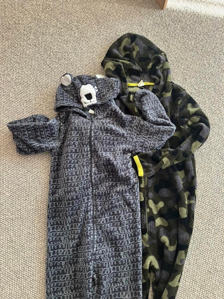 onesie mt 146/152 (rechts), Ophalen of Verzenden, Zo goed als nieuw, Jongen of Meisje