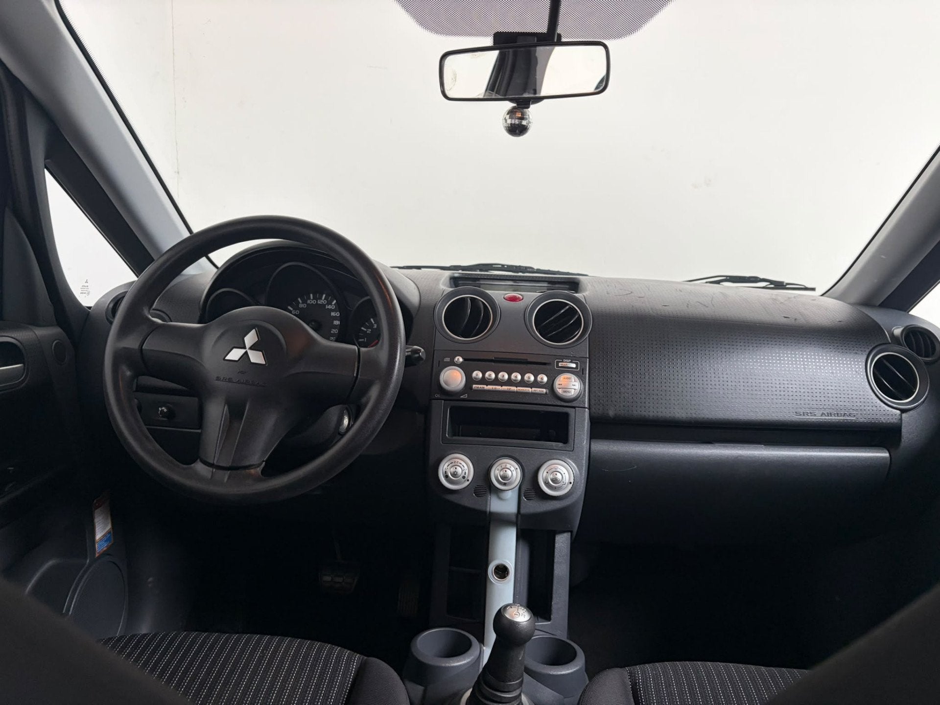 Mitsubishi Colt 1.3 Invite+ Automaat! (bj 2007), Auto's, Gebruikt, 31 €/maand, 4 cilinders, Colt