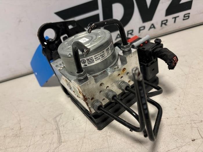 ABS Pomp van een Volkswagen Golf, Gebruikt, -, Volkswagen, -