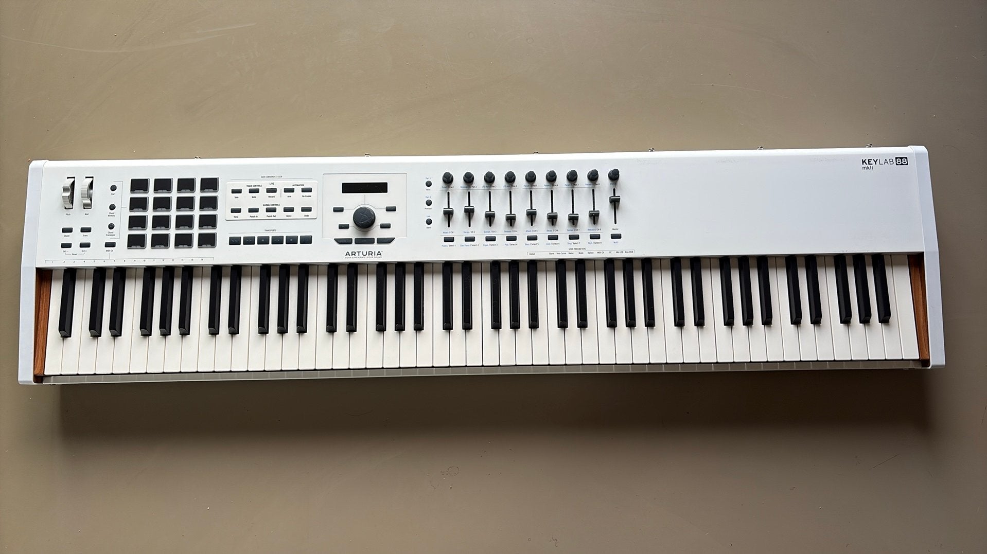 Arturia Keylab MK88 II midi/USB Keyboard wit, Muziek en Instrumenten, 88 toetsen, Zo goed als nieuw, Midi-aansluiting, Ophalen