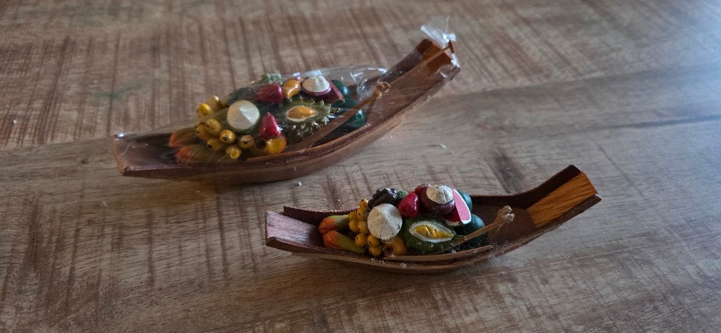 Bootjes met fruit miniatuur, Ophalen of Verzenden, Zo goed als nieuw