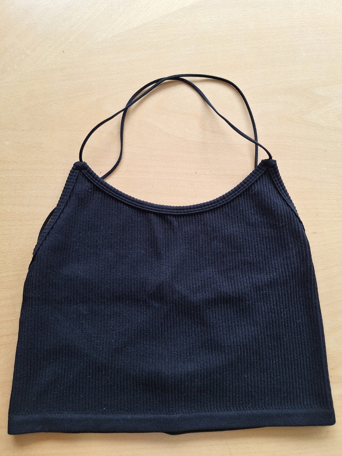 Stradivarius geribbelde haltertop met spaghettibandjes, Kleding | Dames, Zwart, Ophalen of Verzenden, Stradivarius, Gedragen
