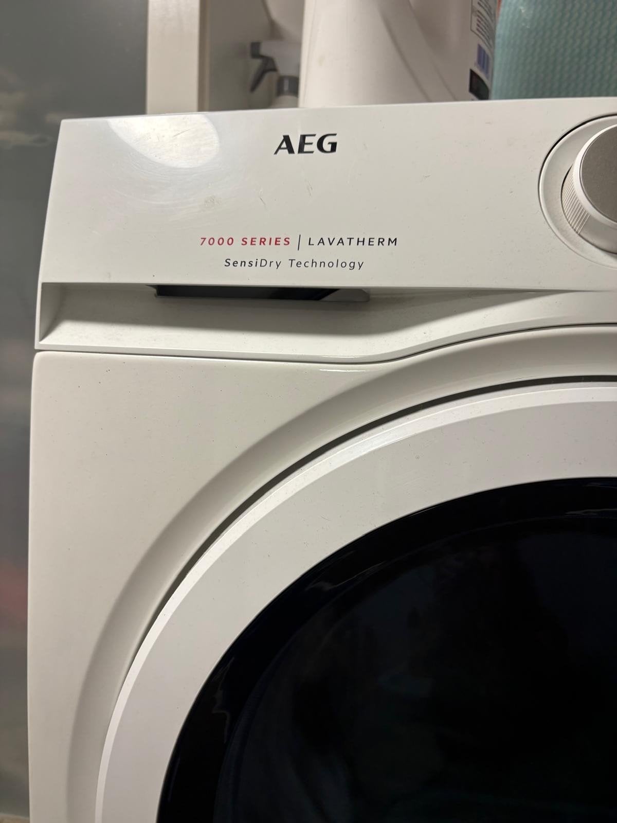 AEG Condensdroger €75